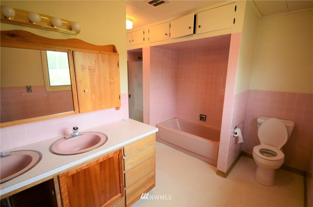 2143 Lummi Shore Road Bellingham, WA 98226 - Photo 21 of 25 Gallery Image 21