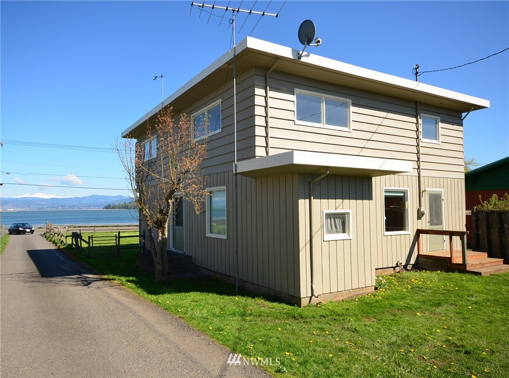 2143 Lummi Shore Road Bellingham, WA 98226 - Photo 7 of 25 Gallery Image 7
