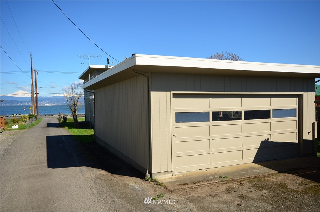 2143 Lummi Shore Road Bellingham, WA 98226 - Photo 8 of 25 Gallery Image 8