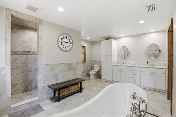 $659,000 | 818 Northeast 783rd Street, Old Town, FL 32680