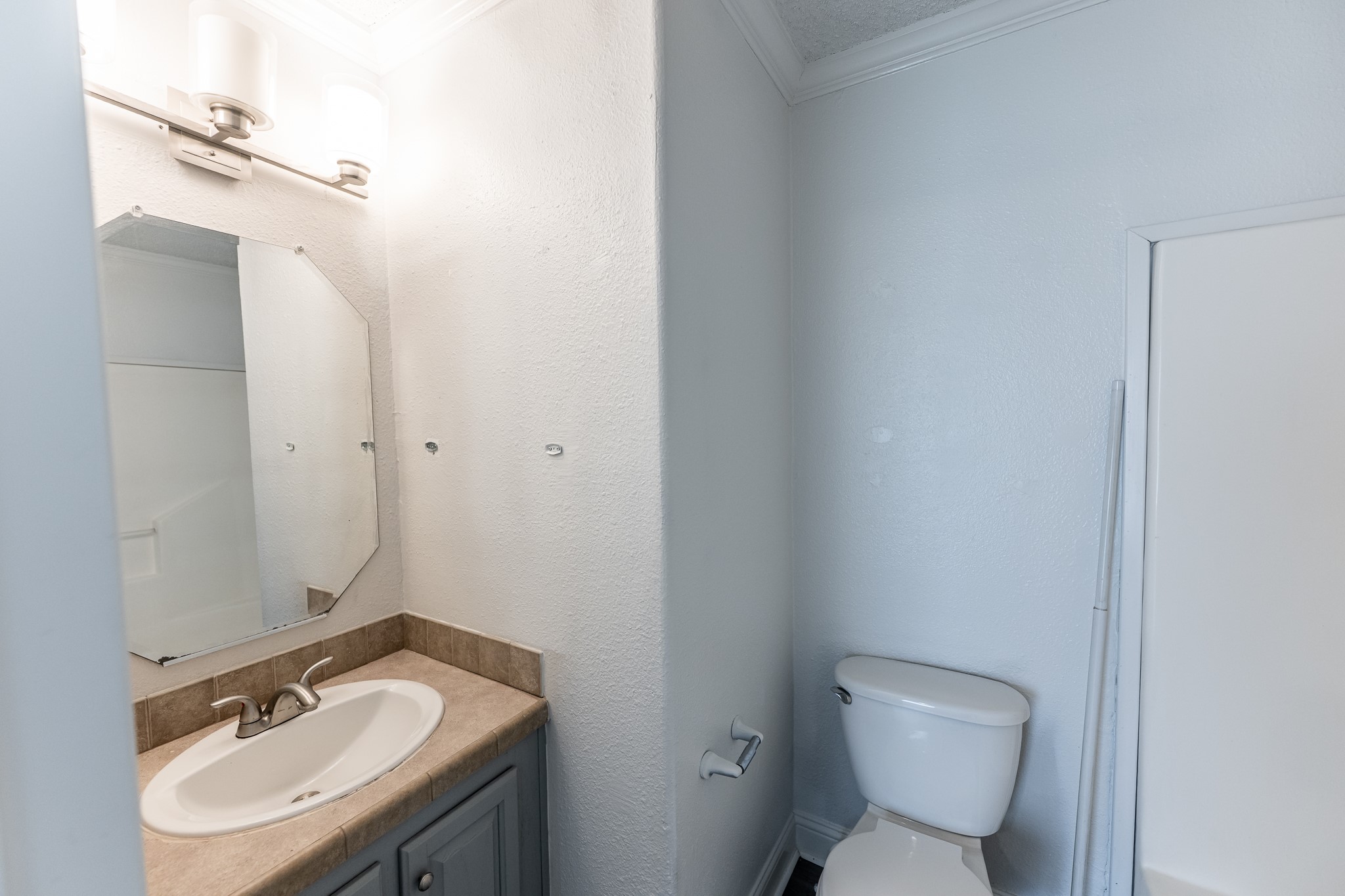 130 Varsity Drive Huntsville, TX 77340 - Photo 12 of 22 Photos show typical layout and finishes; actual unit may vary.