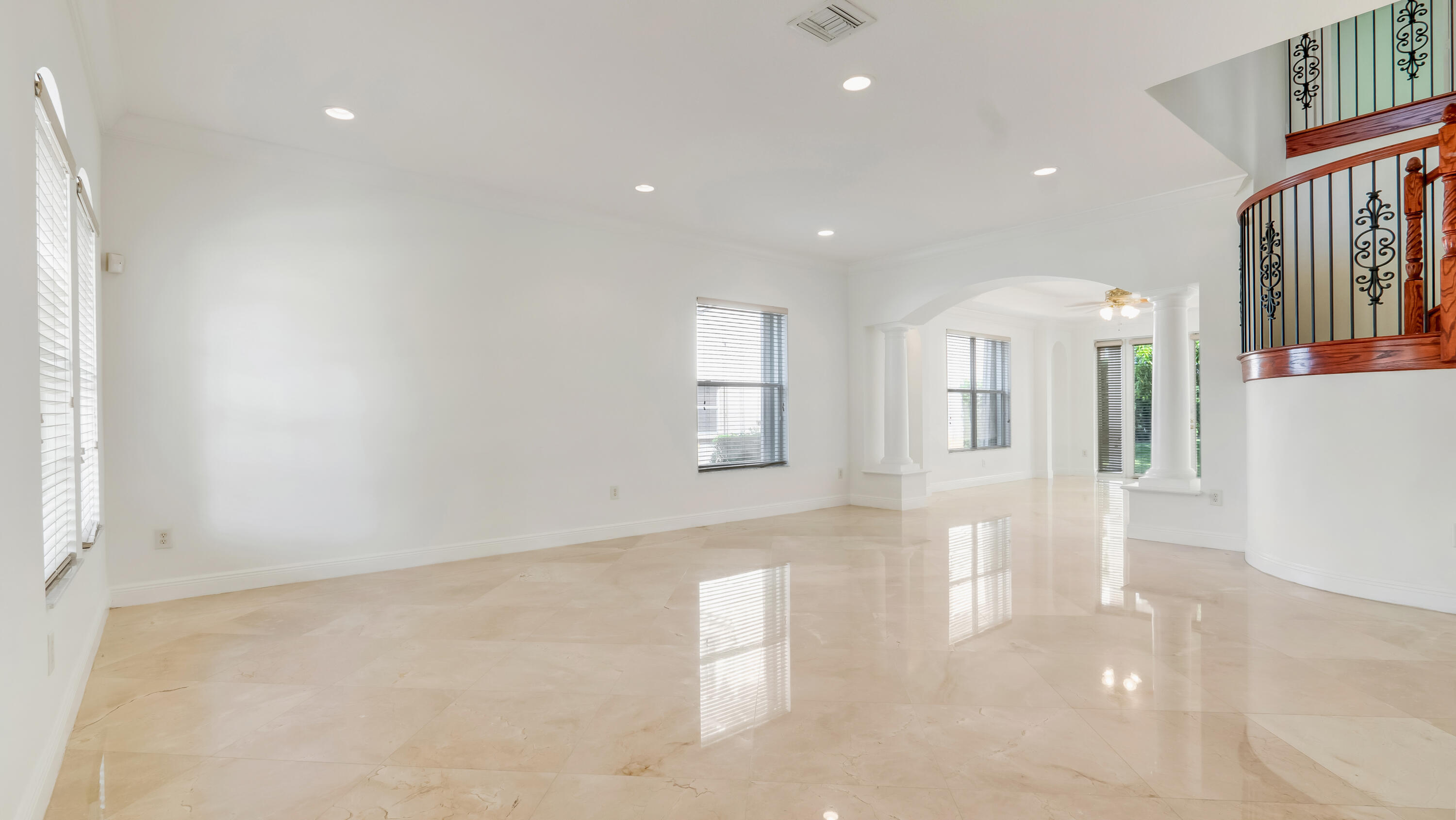 8902 Woodgrove Ridge Court Boynton Beach, FL 33473 - Photo 12 of 34 VBA00846