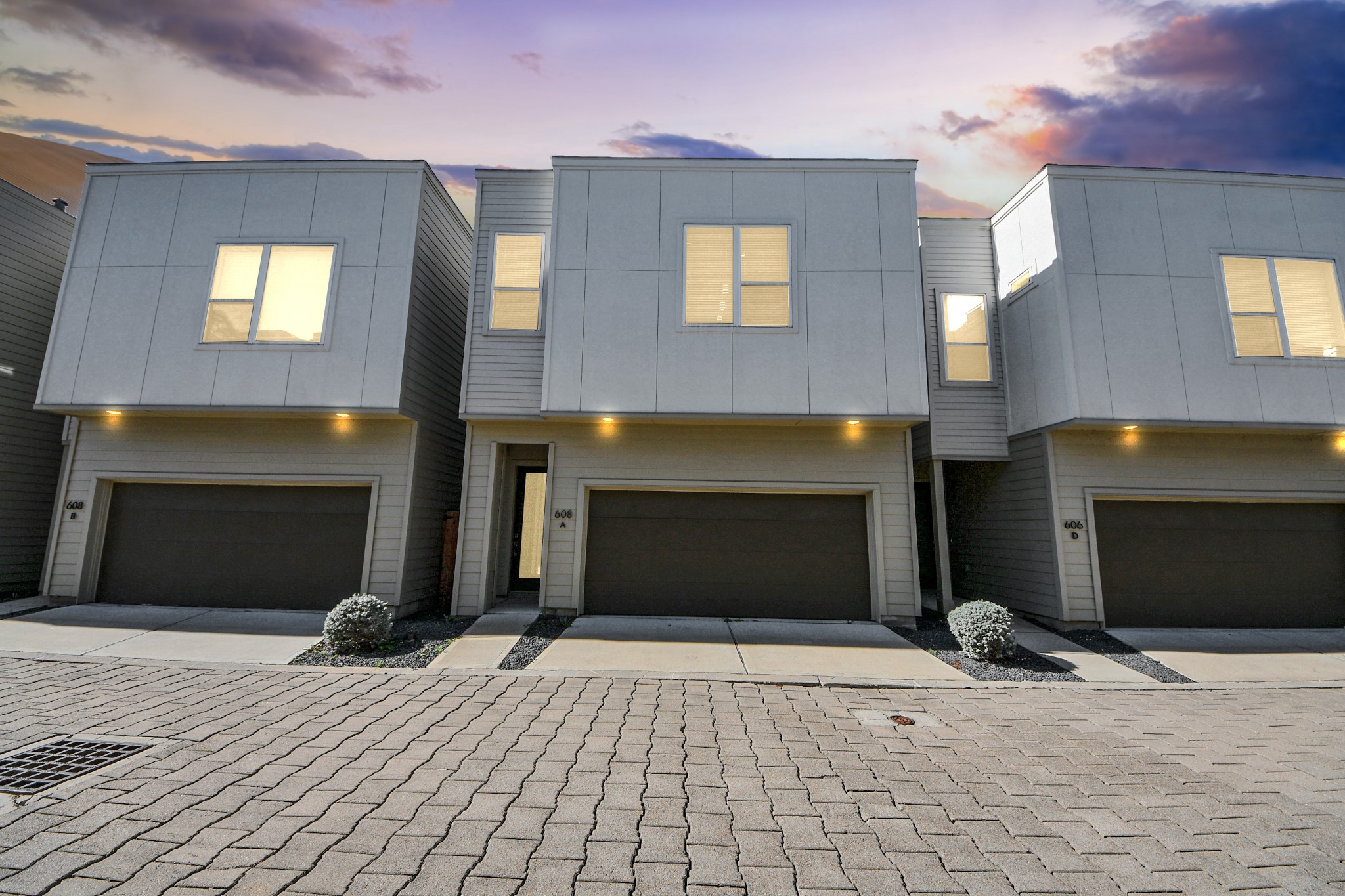 608 Thornton Road, Unit A Houston, TX 77018 - Photo 3 of 44