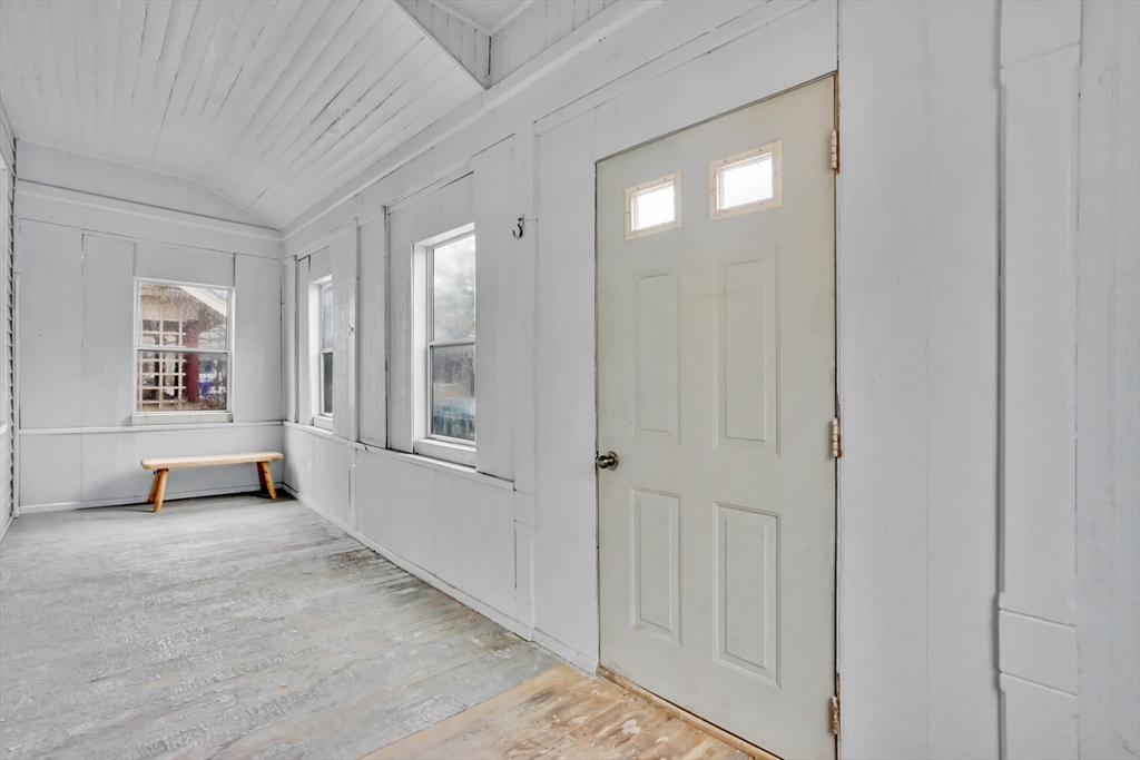 16 Amherst Street Springfield, MA 01109 - Photo 18 of 35