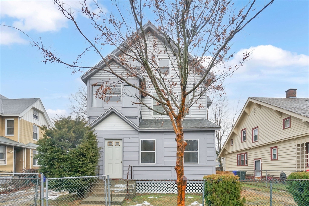 16 Amherst Street Springfield, MA 01109 - Photo 2 of 35