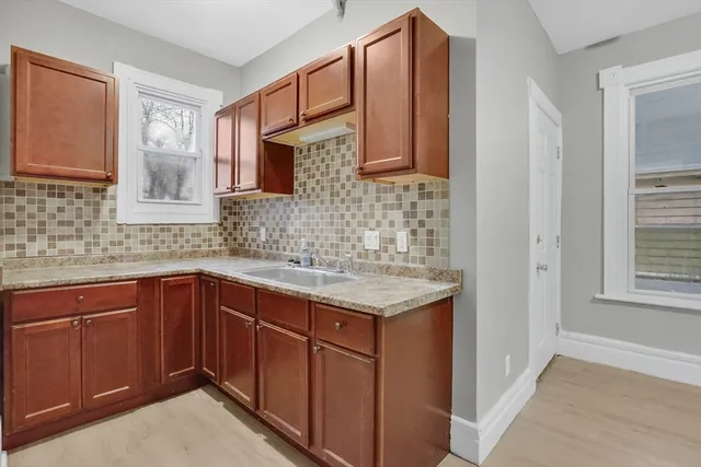 $419,000 | 16 Amherst Street, Springfield, MA 01109