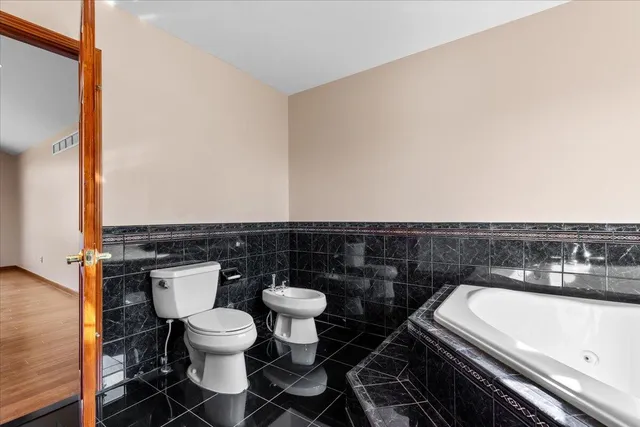 $749,900 | 138 Evaline Drive, Troy, MI 48085