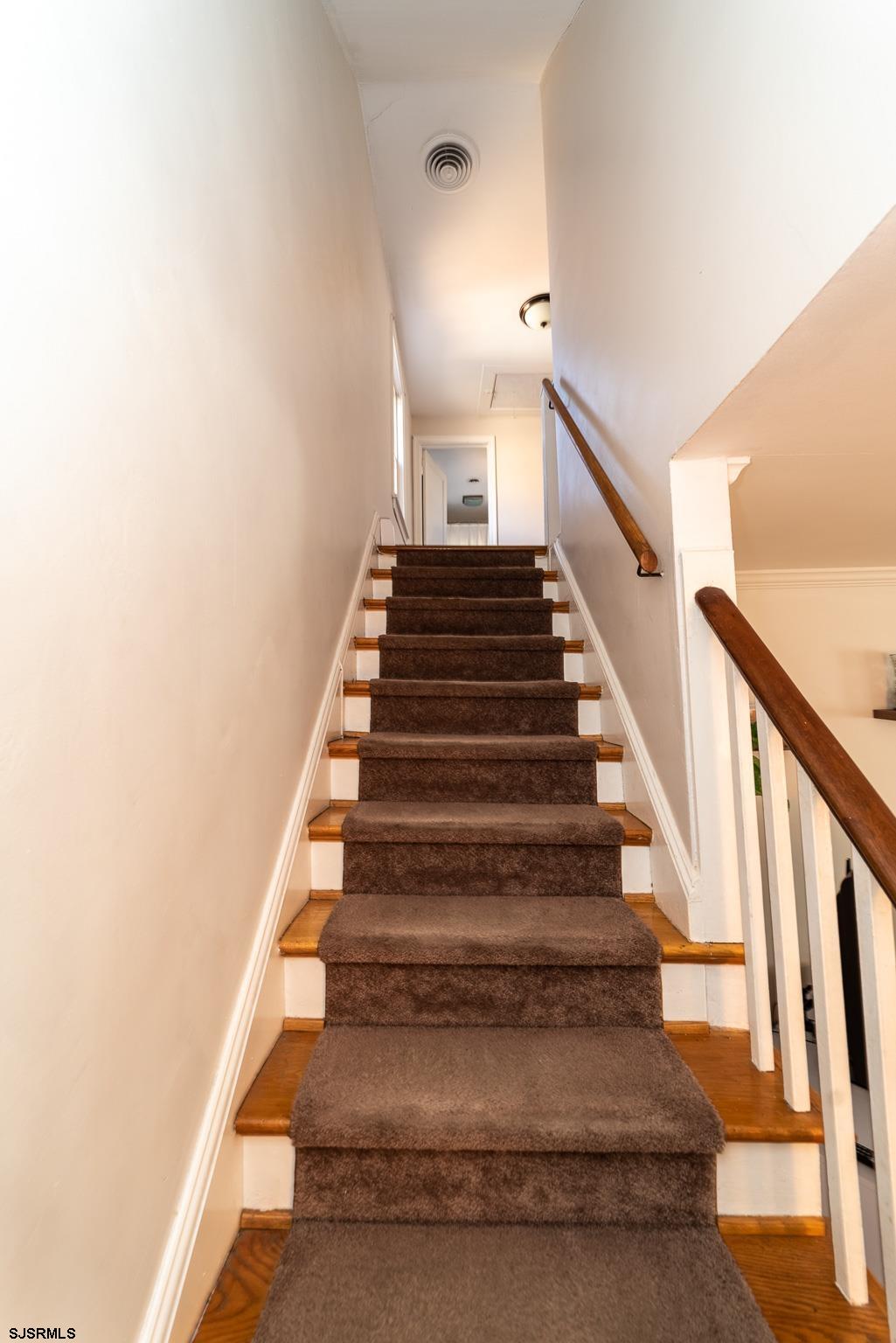 601 Amherst Road Audubon, NJ 08106 - Photo 15 of 30 a view of entryway