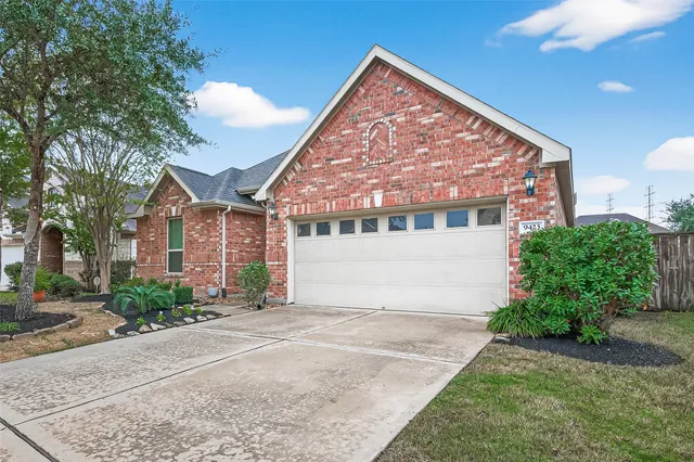 $2,430 | 9423 West Nightingale Hill Lane, Katy, TX 77494