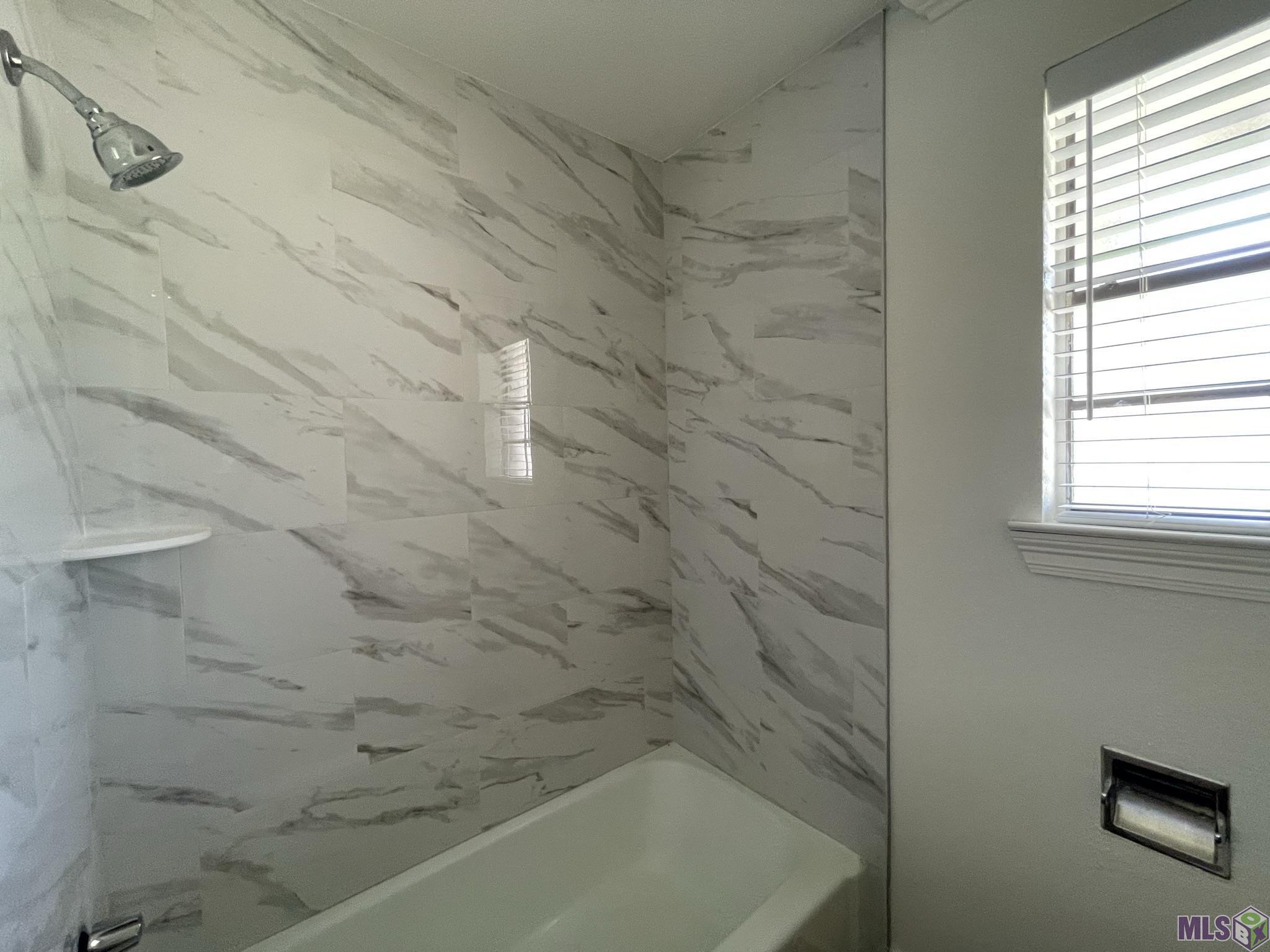 5016 5 Forks Drive Baton Rouge, LA 70817 - Photo 7 of 11