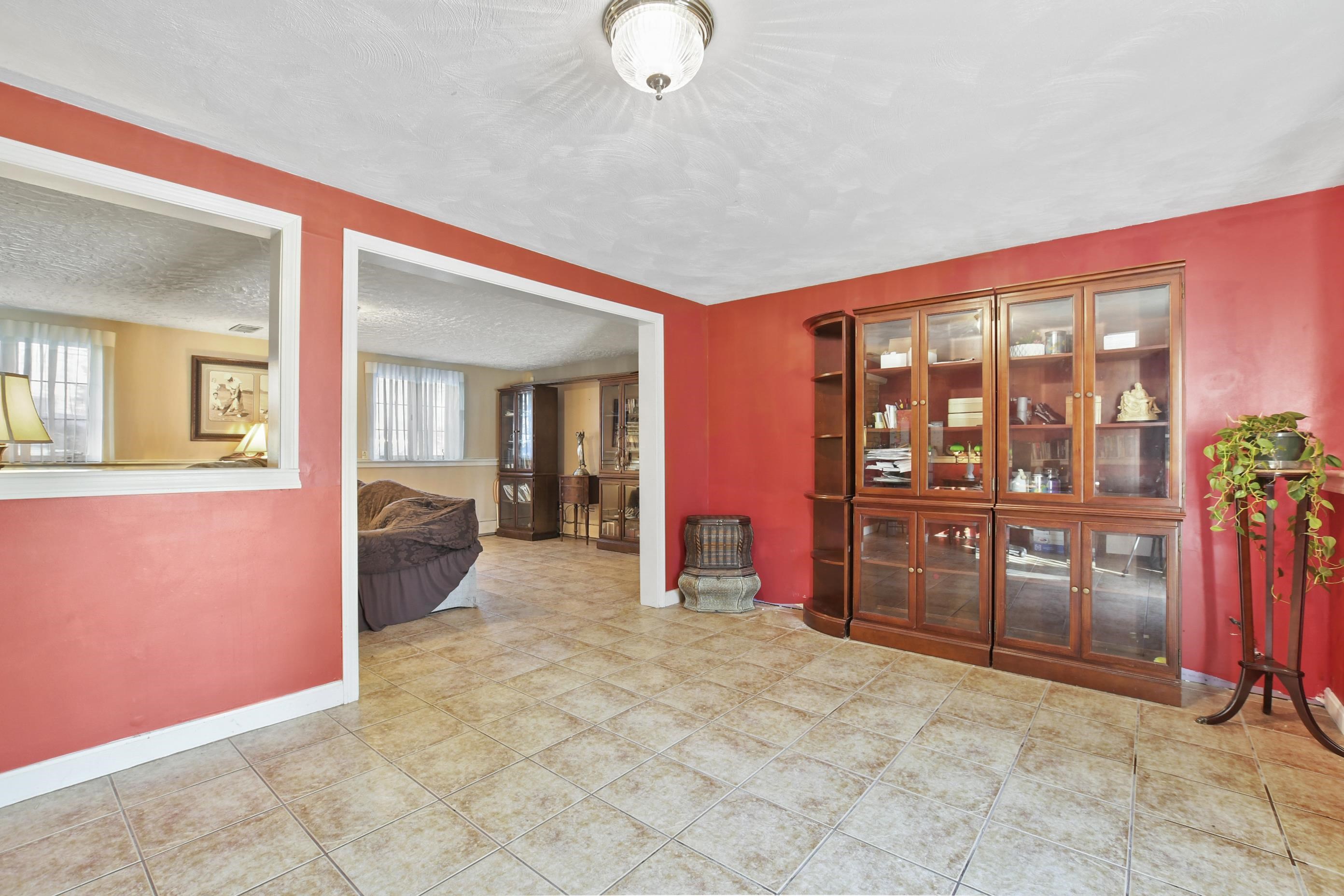 177 Sherburne Road Pelham, NH 03076 - Photo 23 of 33
