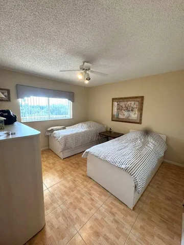 $1,700 | 4735 Lucerne Lakes Boulevard East, Unit 410, Lake Worth, FL 33467