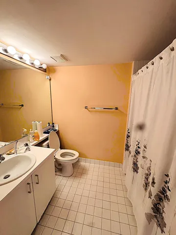 $1,700 | 4735 Lucerne Lakes Boulevard East, Unit 410, Lake Worth, FL 33467