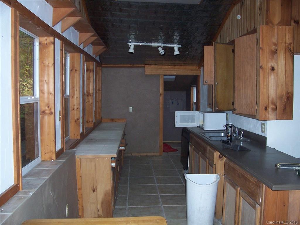 2331 Deep Cove Road Nebo, NC 28761 - Photo 3 of 9 Gallery Image 3
