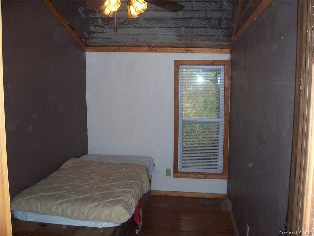 2331 Deep Cove Road Nebo, NC 28761 - Photo 6 of 9 Gallery Image 6