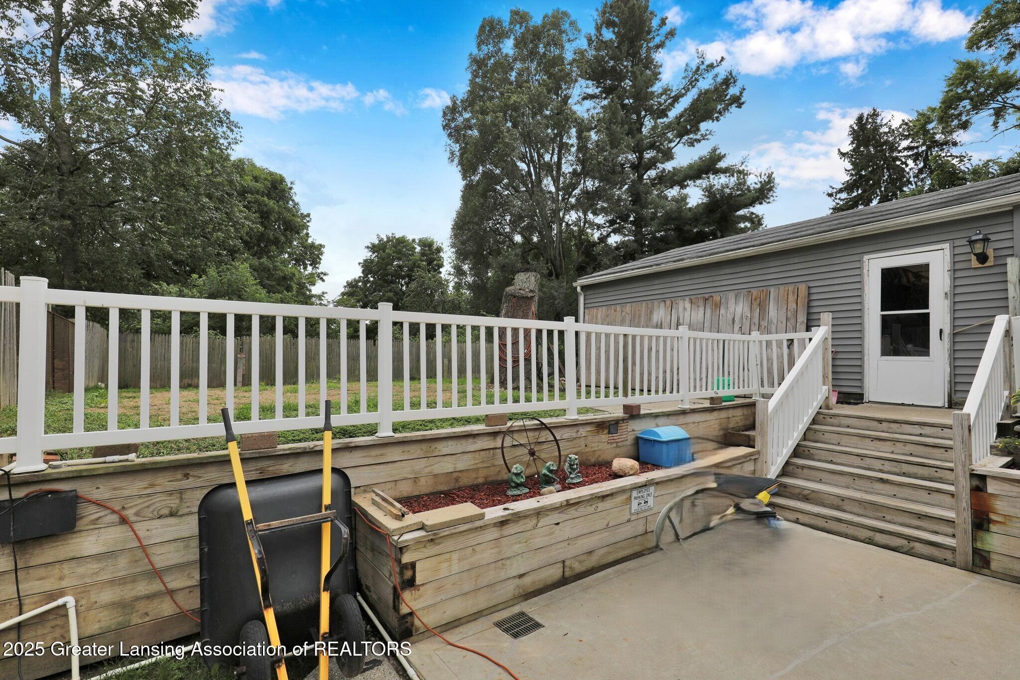2909 Reo Road Lansing, MI 48911 - Photo 18 of 23 5-web-or-mls-Open Ended Media-5