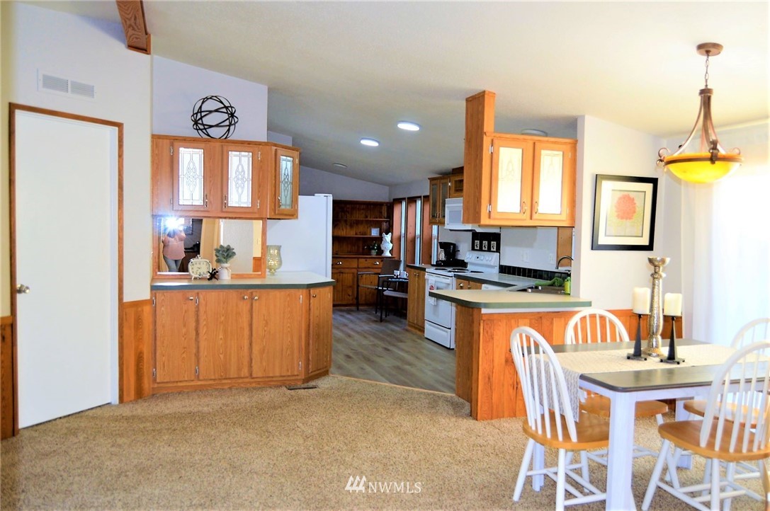 209 Tilton View Road Morton, WA 98356 - Photo 15 of 40