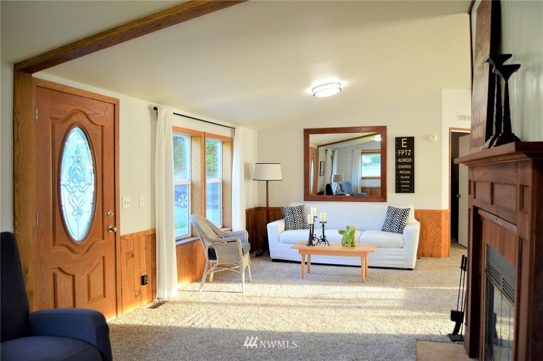 209 Tilton View Road Morton, WA 98356 - Photo 6 of 40