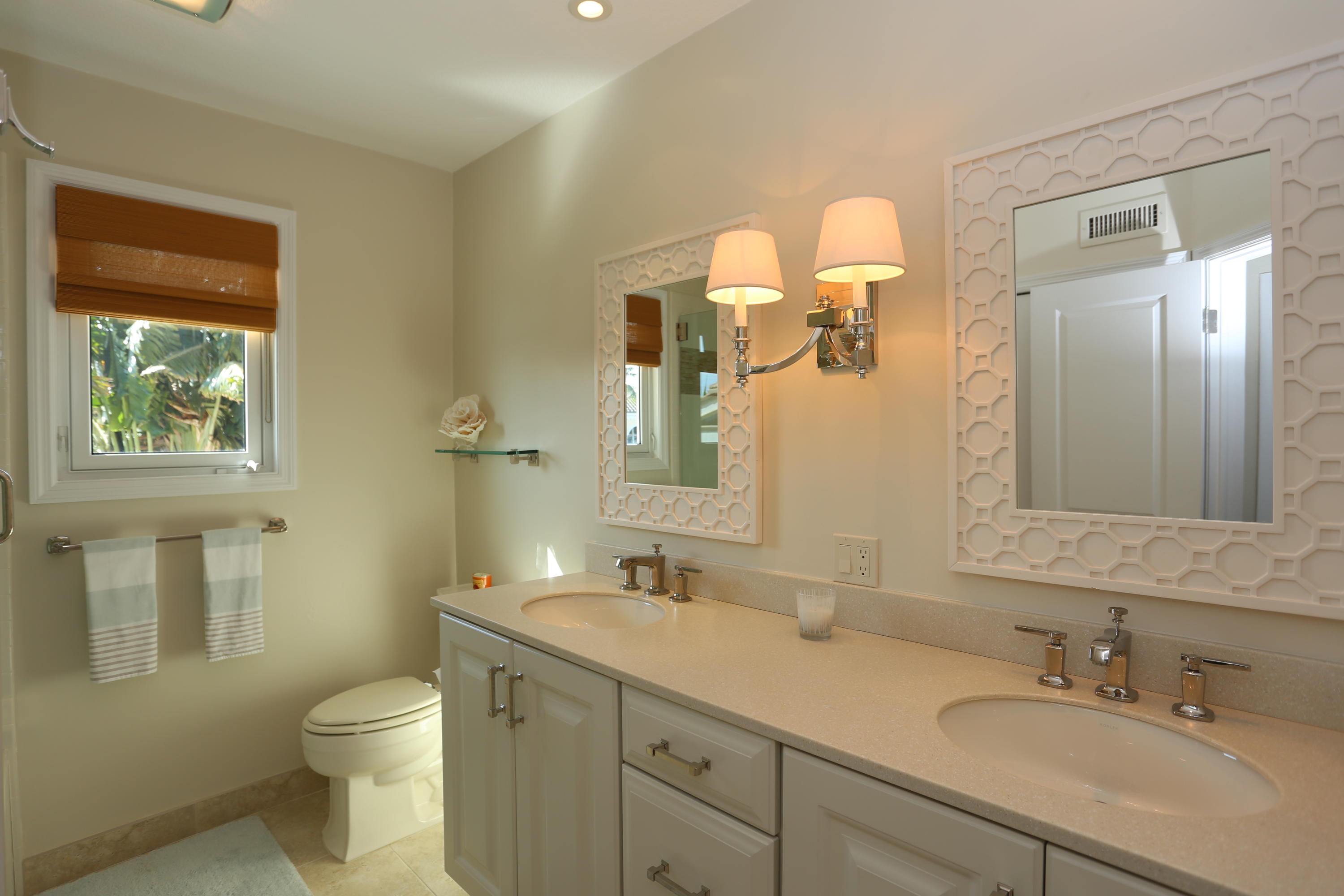 4310 Northeast 23rd Terrace Lighthouse Point, FL 33064 - Photo 16 of 22 035 upstairs bath