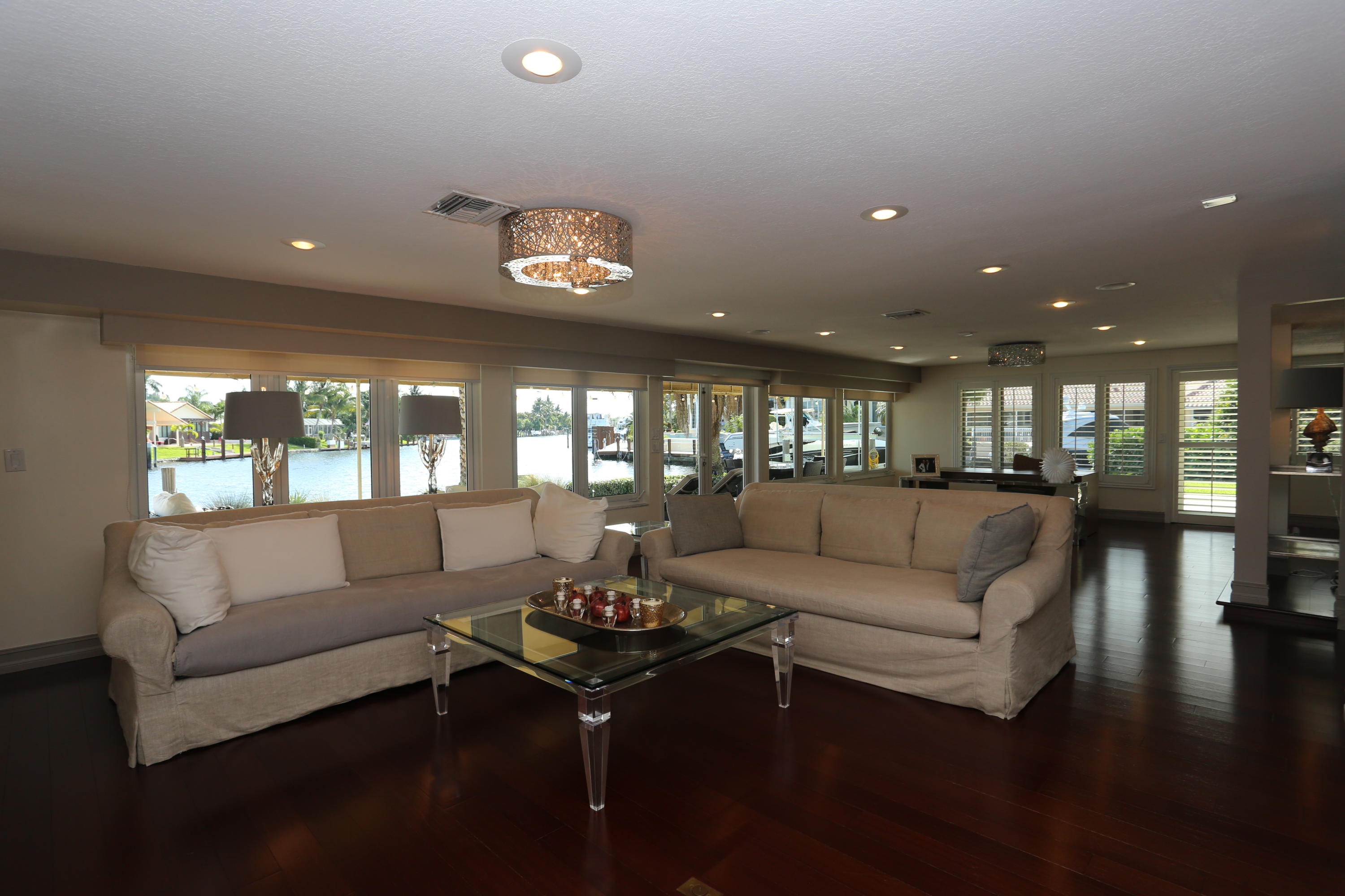 4310 Northeast 23rd Terrace Lighthouse Point, FL 33064 - Photo 4 of 22 016 living room
