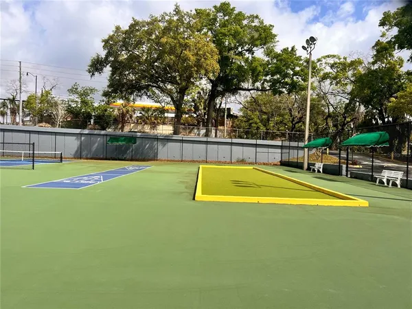 $2,050 | 17 Escondido Circle, Unit 239, Altamonte Springs, FL 32701