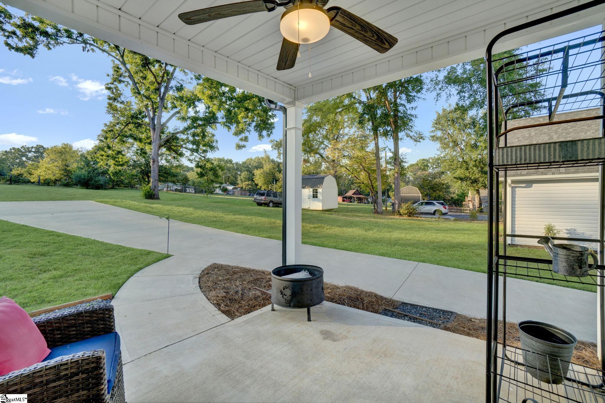 714 Chestnut Street Laurens, SC 29360 - Photo 32 of 50