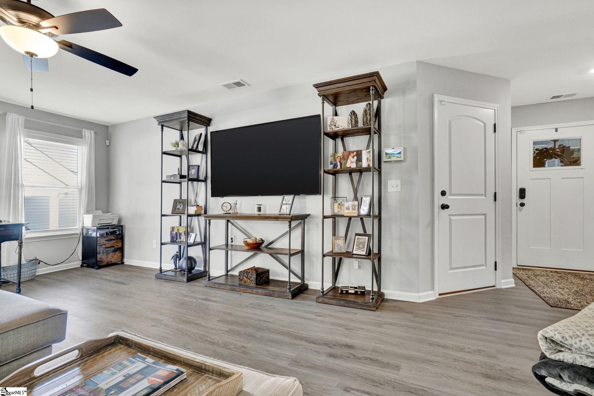 714 Chestnut Street Laurens, SC 29360 - Photo 8 of 50