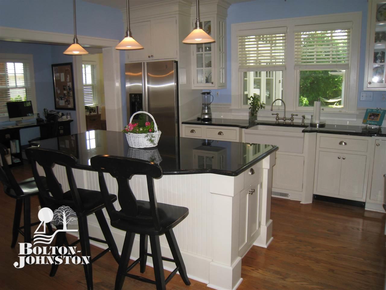 715 Washington Road Grosse Pointe, MI 48230 - Photo 7 of 27