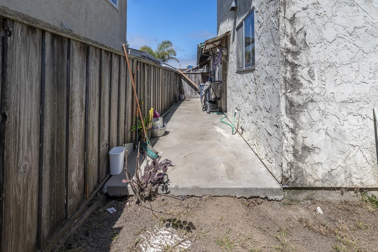 103-105 Holm Road Watsonville, CA 95076 - Photo 7 of 10
