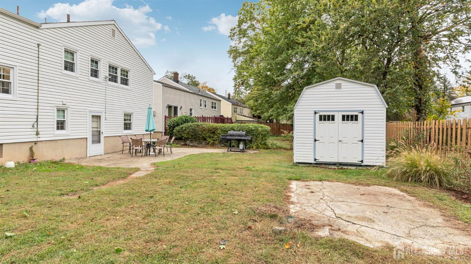 77-89 Parkside Road Plainfield, NJ 07060 - Photo 38 of 42 a front view of a house with garden