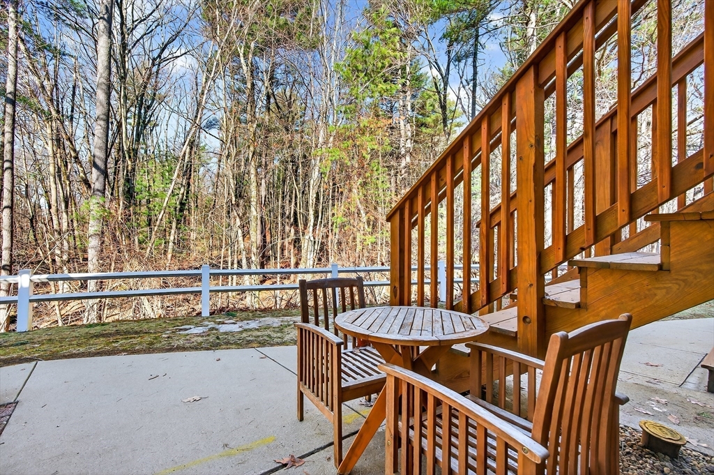 111 Berrington Road, Unit 111 Leominster, MA 01453 - Photo 18 of 24