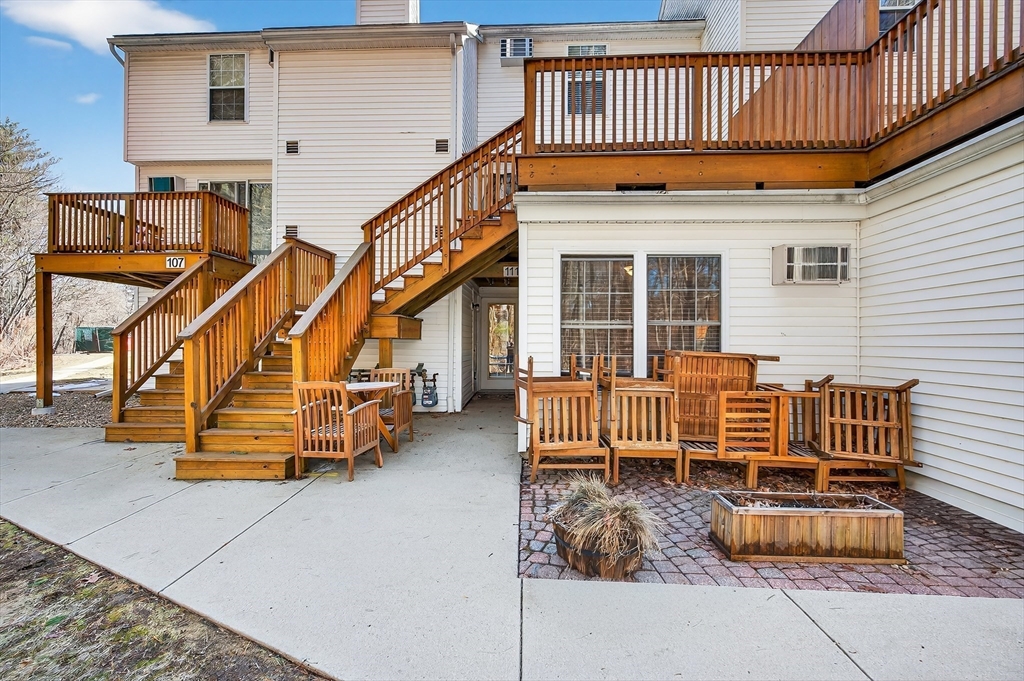 111 Berrington Road, Unit 111 Leominster, MA 01453 - Photo 20 of 24