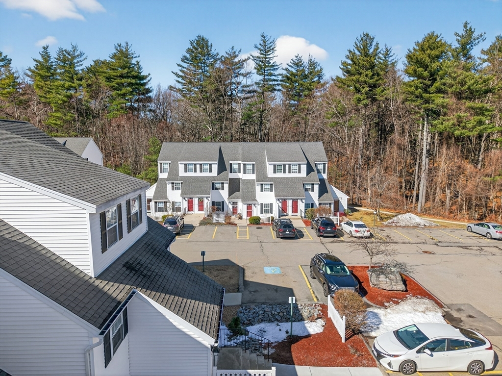 111 Berrington Road, Unit 111 Leominster, MA 01453 - Photo 2 of 24