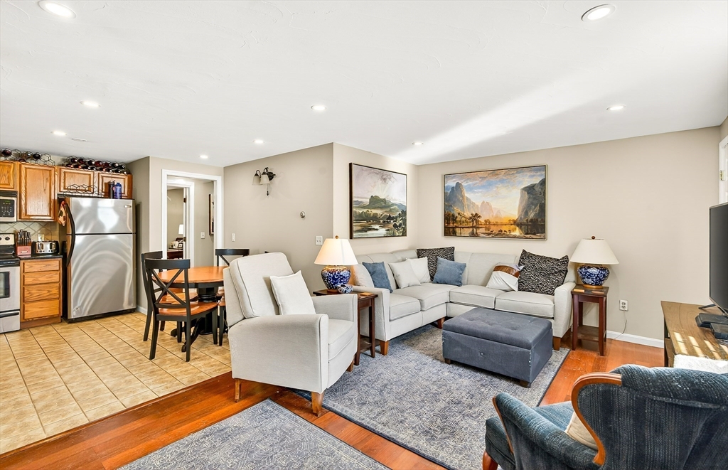 111 Berrington Road, Unit 111 Leominster, MA 01453 - Photo 3 of 24