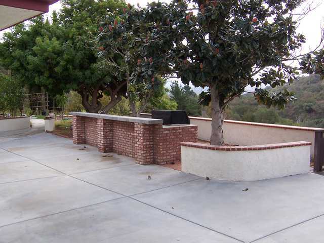 4005 South Mission Road Fallbrook, CA 92028 - Photo 17 of 23 Built-in BBQ with two warmers and sink - Great for parties