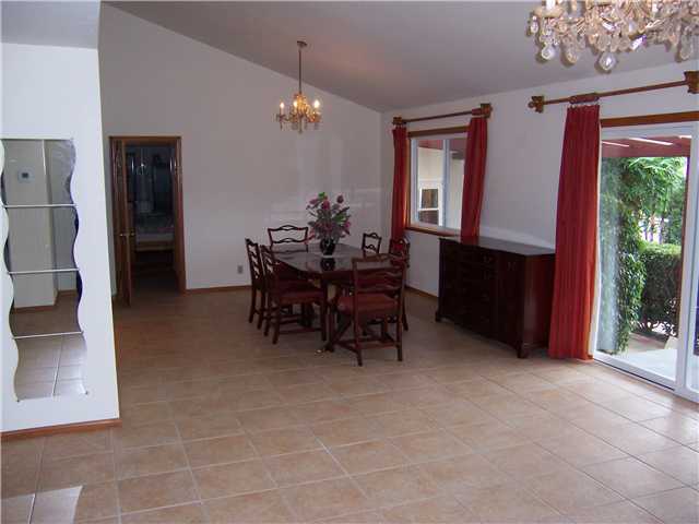 4005 South Mission Road Fallbrook, CA 92028 - Photo 7 of 23