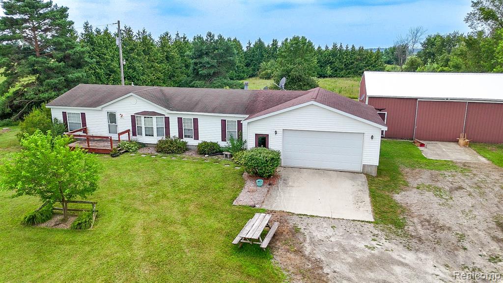3201 North Thomas Road Filion, MI 48432 - Photo 4 of 87