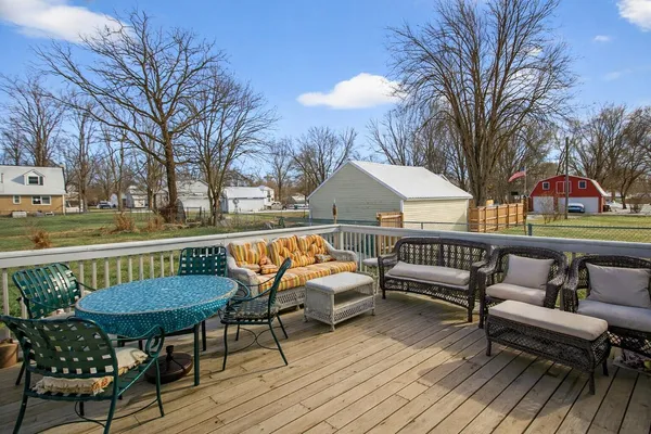 $194,900 | 419 South Capital Avenue, Athens, MI 49011