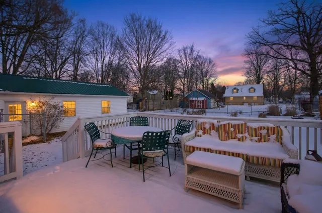 $199,900 | 419 South Capital Avenue, Athens, MI 49011