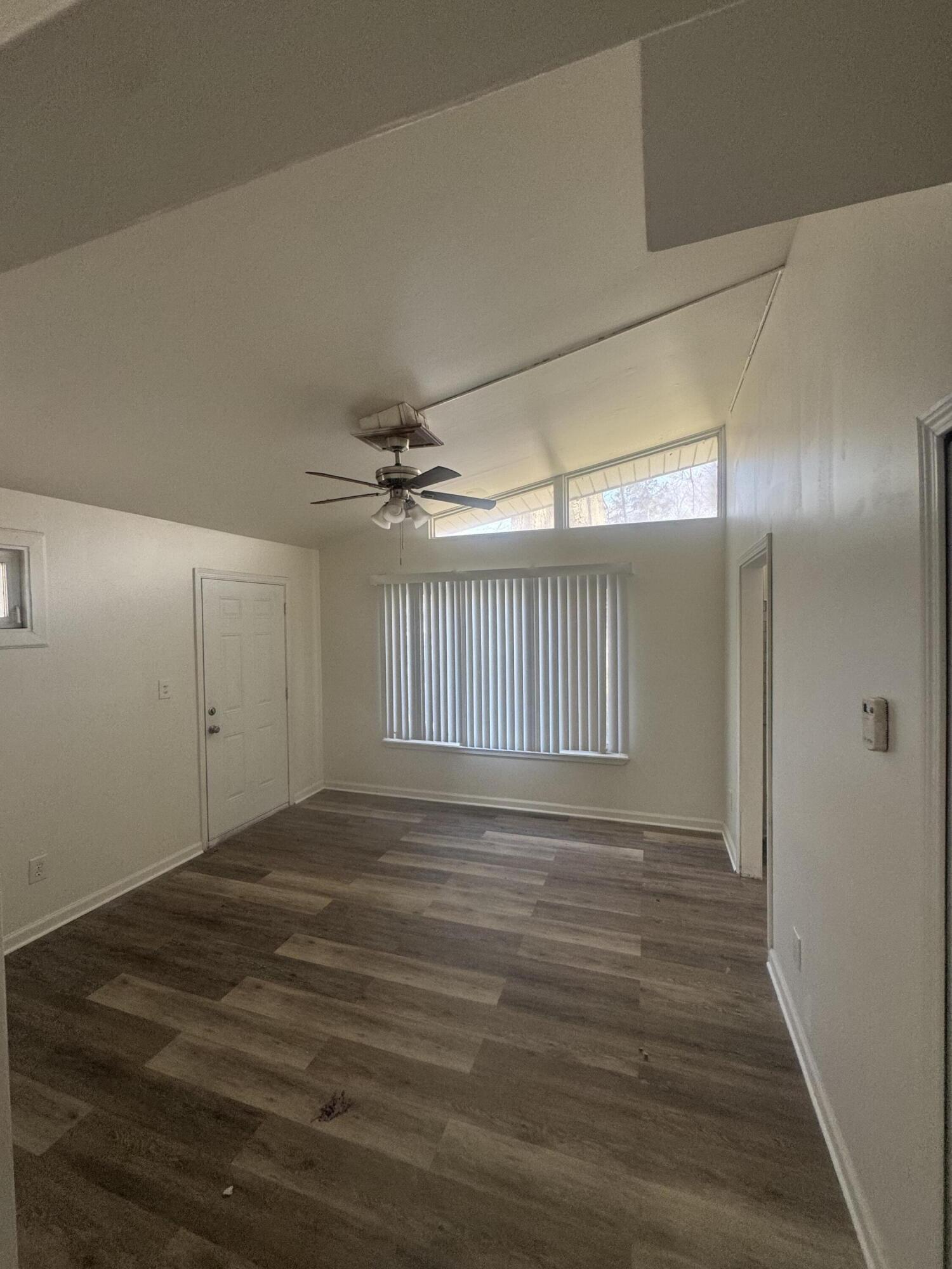 6206 Beech Daly Road Taylor, MI 48180 - Photo 3 of 8 IMG_0937