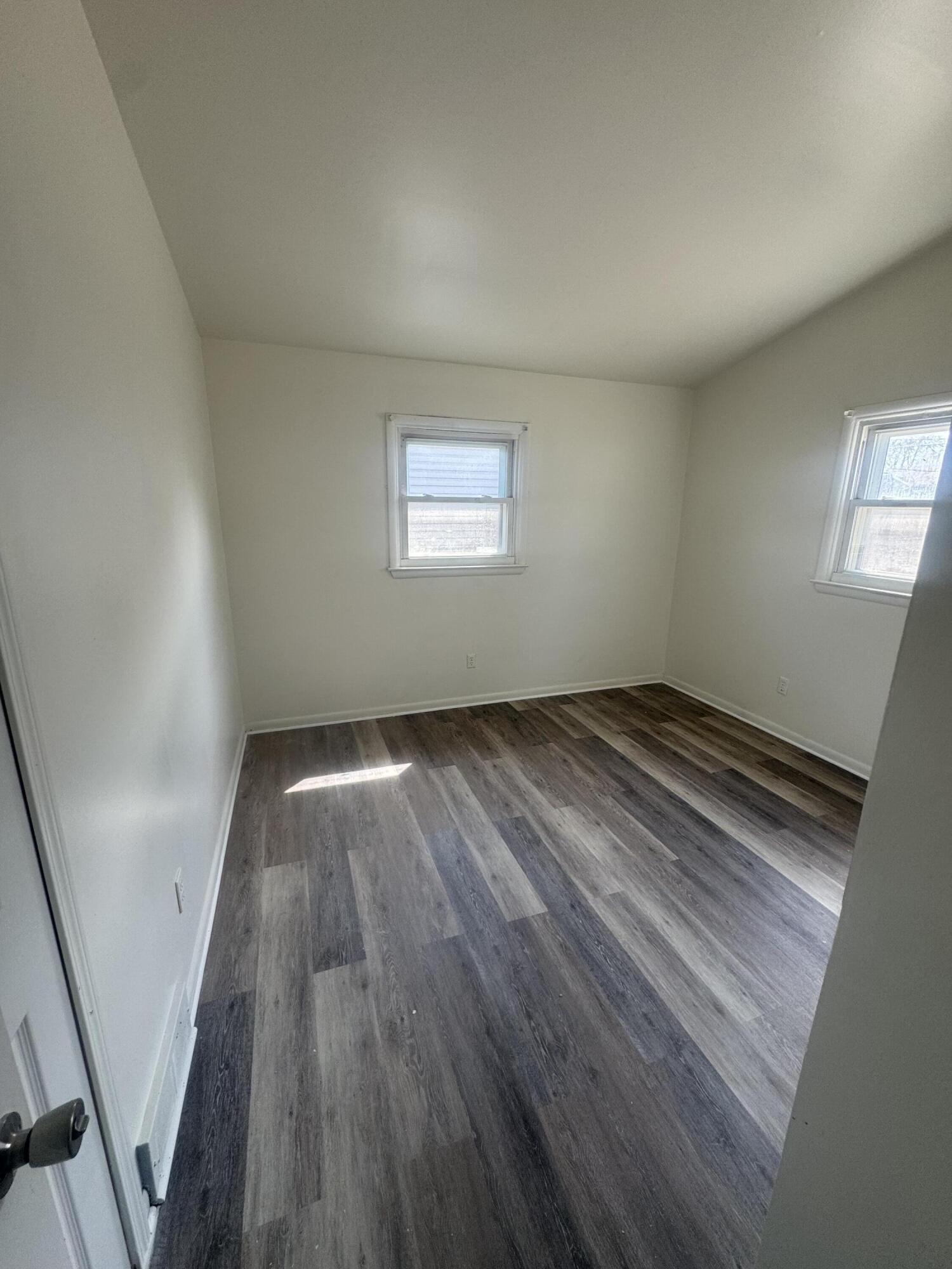 6206 Beech Daly Road Taylor, MI 48180 - Photo 5 of 8 IMG_0939