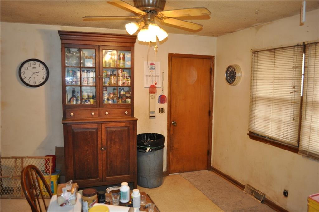 6007 Savannah Road St. Joseph, MO 64505 - Photo 11 of 23