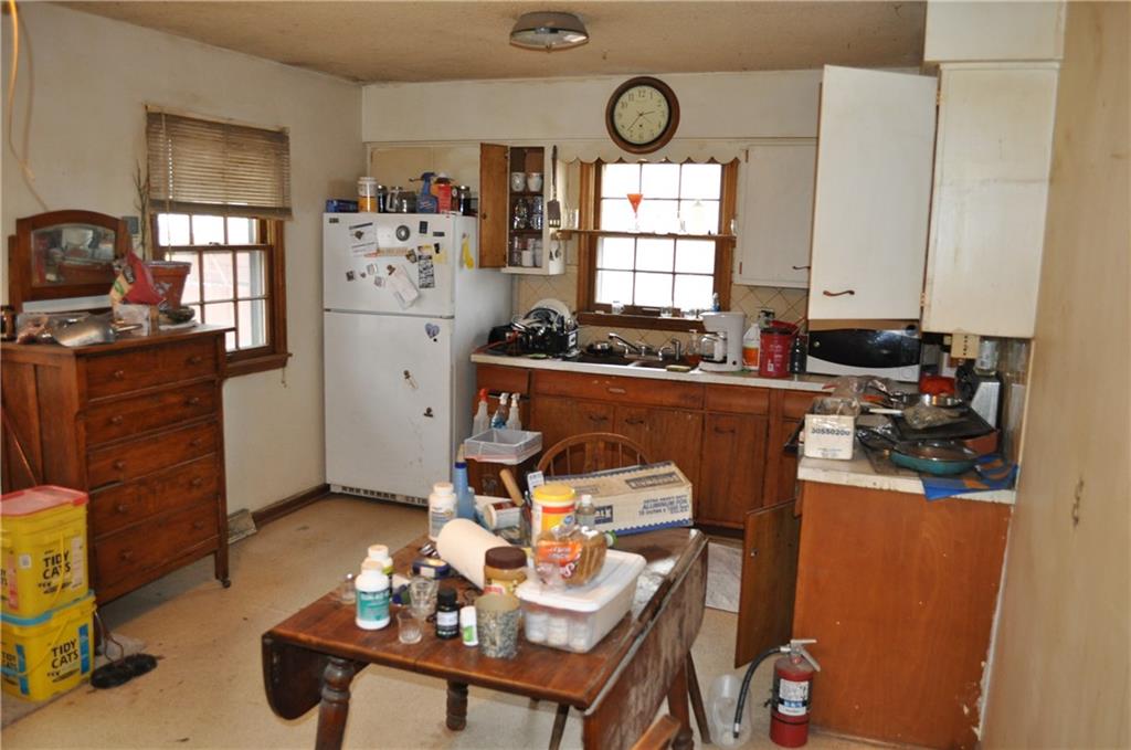 6007 Savannah Road St. Joseph, MO 64505 - Photo 9 of 23