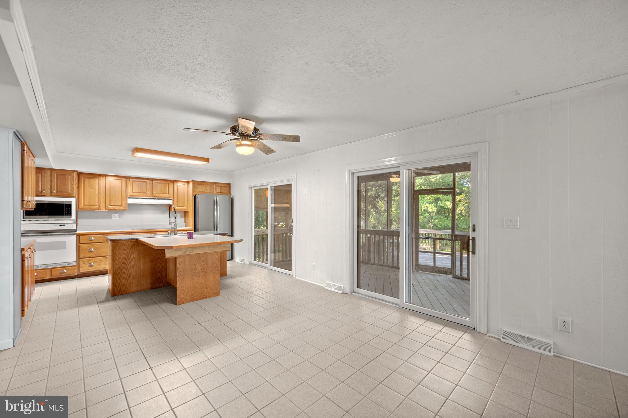 2902 Timber Ridge Drive Mount Airy, MD 21771 - Photo 13 of 40