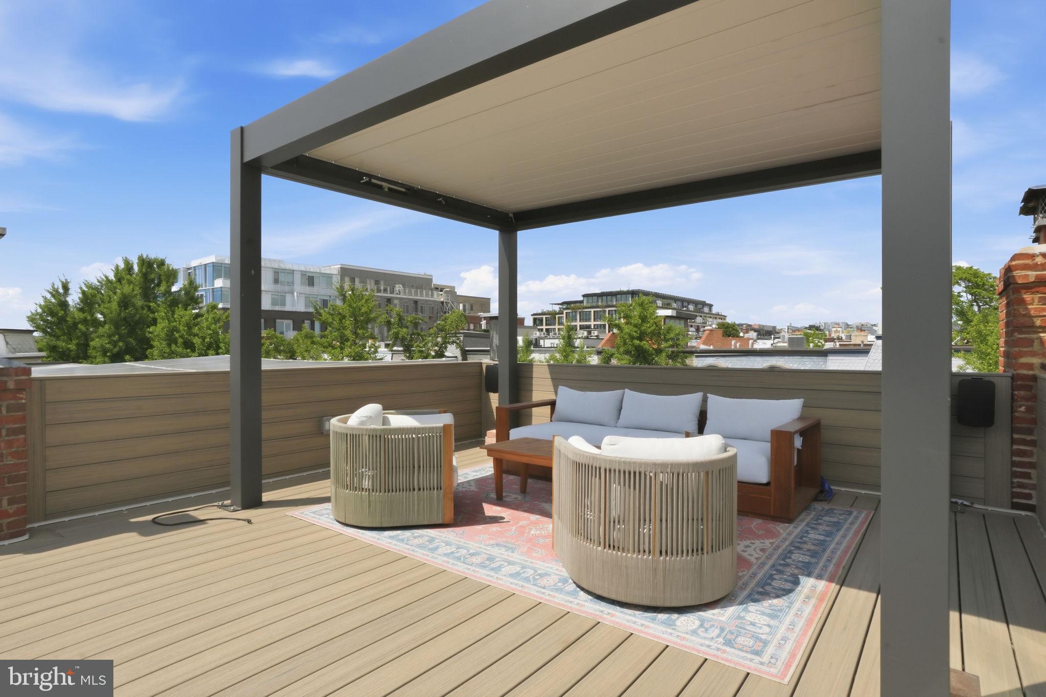 1326 Corcoran Street Northwest Washington, DC 20009 - Photo 27 of 38