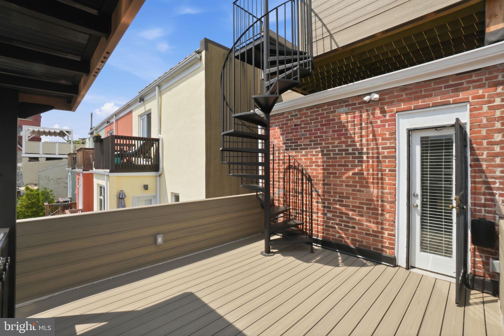 1326 Corcoran Street Northwest Washington, DC 20009 - Photo 30 of 38