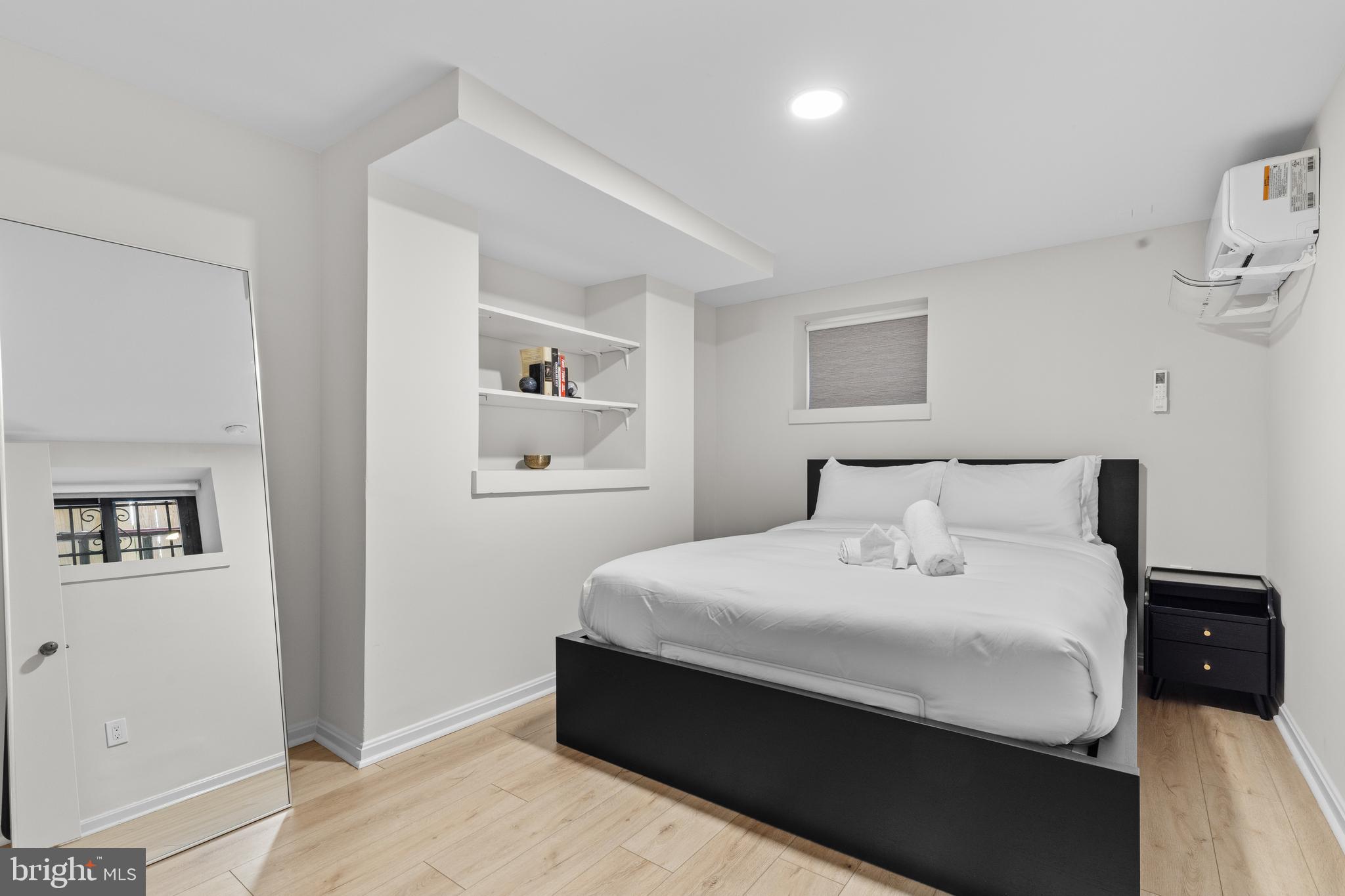 1326 Corcoran Street Northwest Washington, DC 20009 - Photo 37 of 38