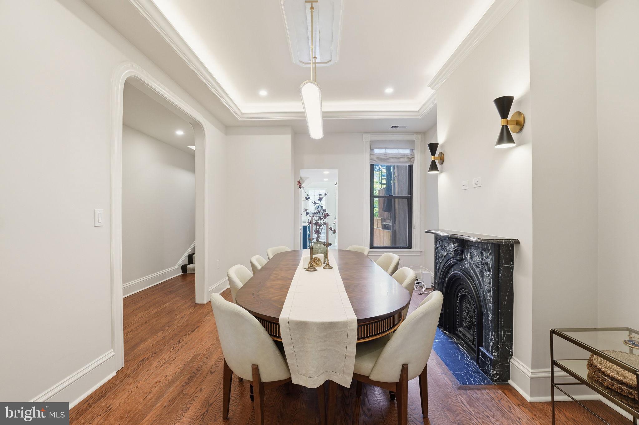 1326 Corcoran Street Northwest Washington, DC 20009 - Photo 6 of 38