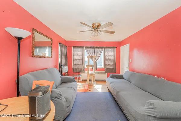 $799,999 | 245 Garrison Avenue | Westerleigh