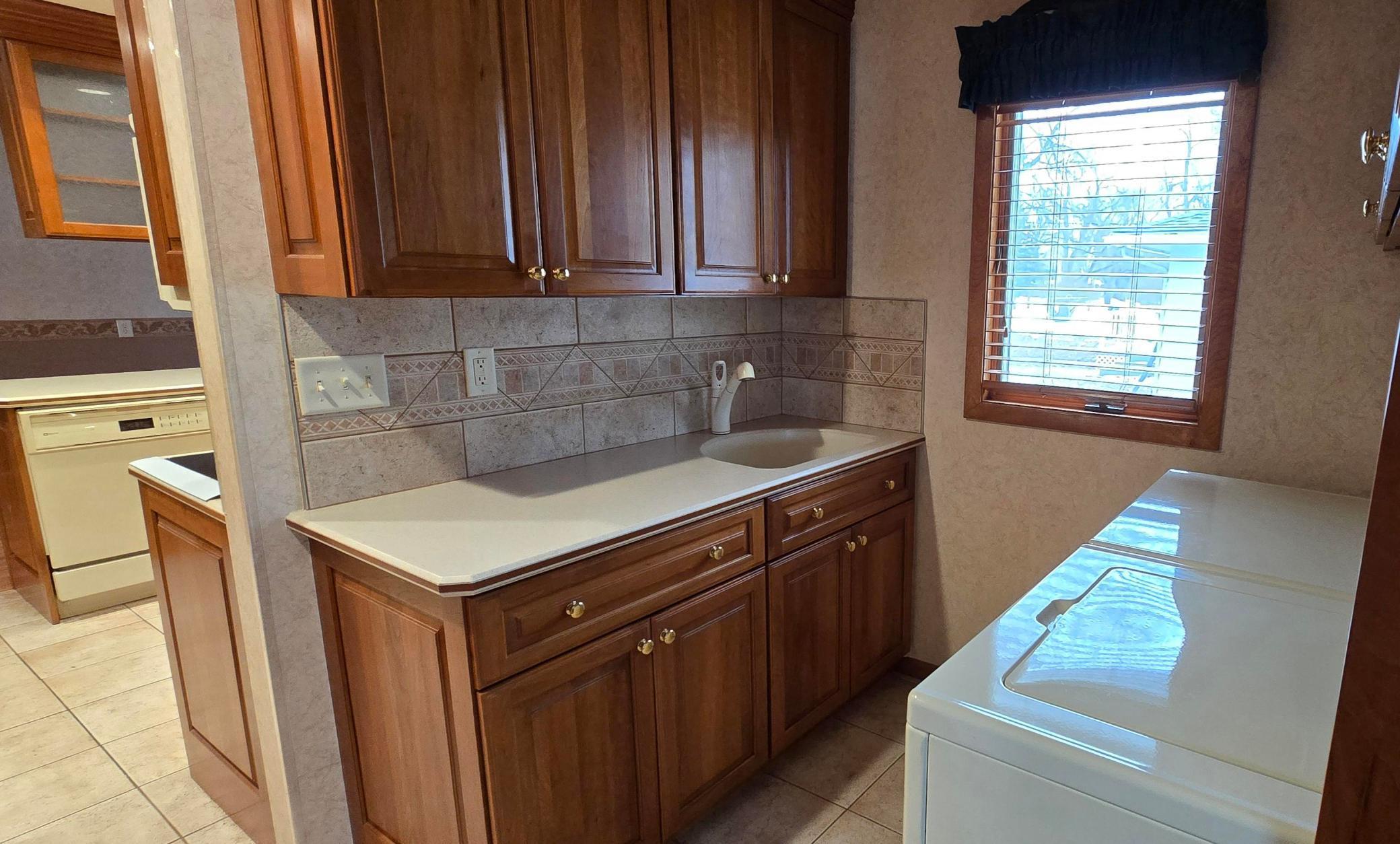 313 3rd Avenue North Emmons, MN 56029 - Photo 25 of 38